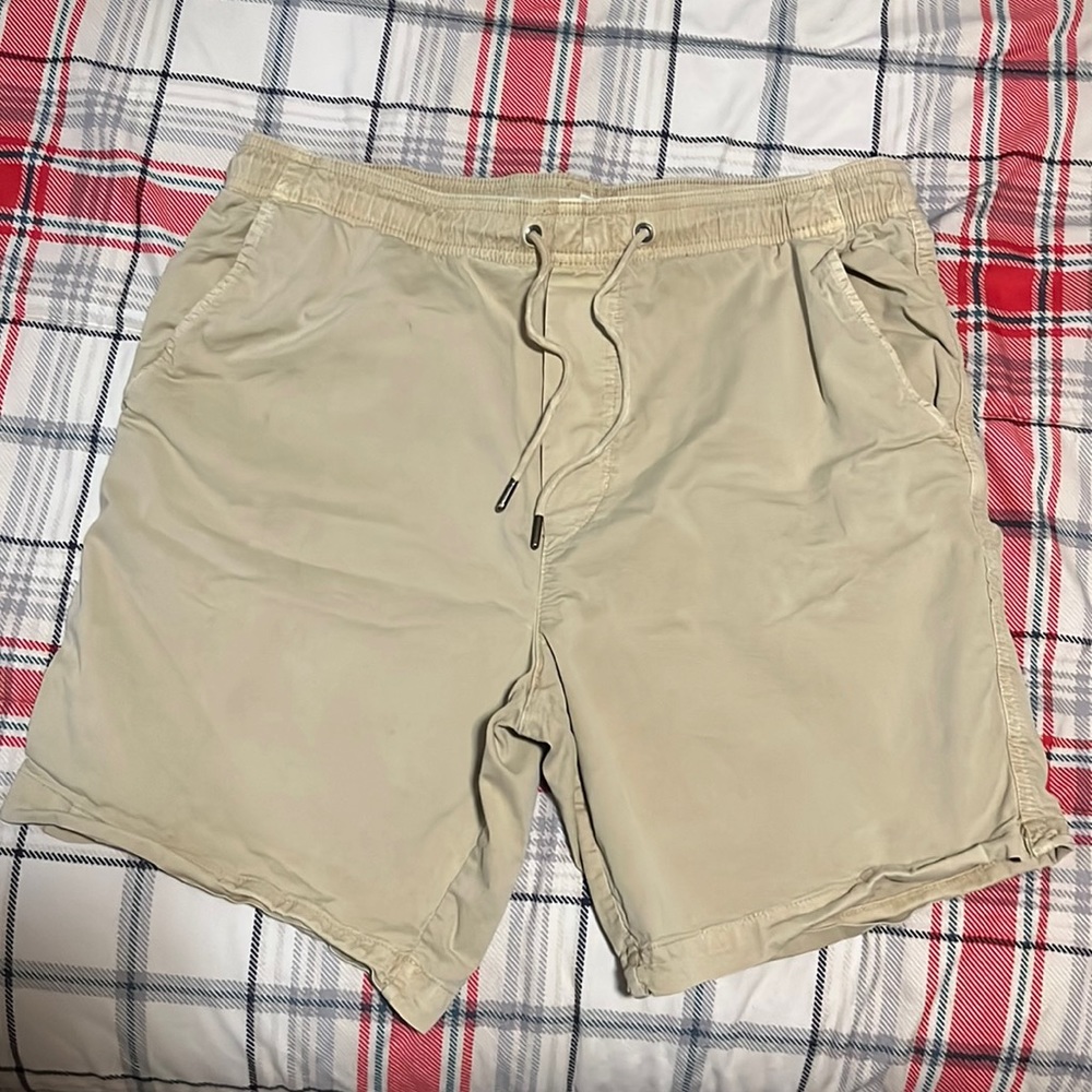Medium American Eagle khaki shorts